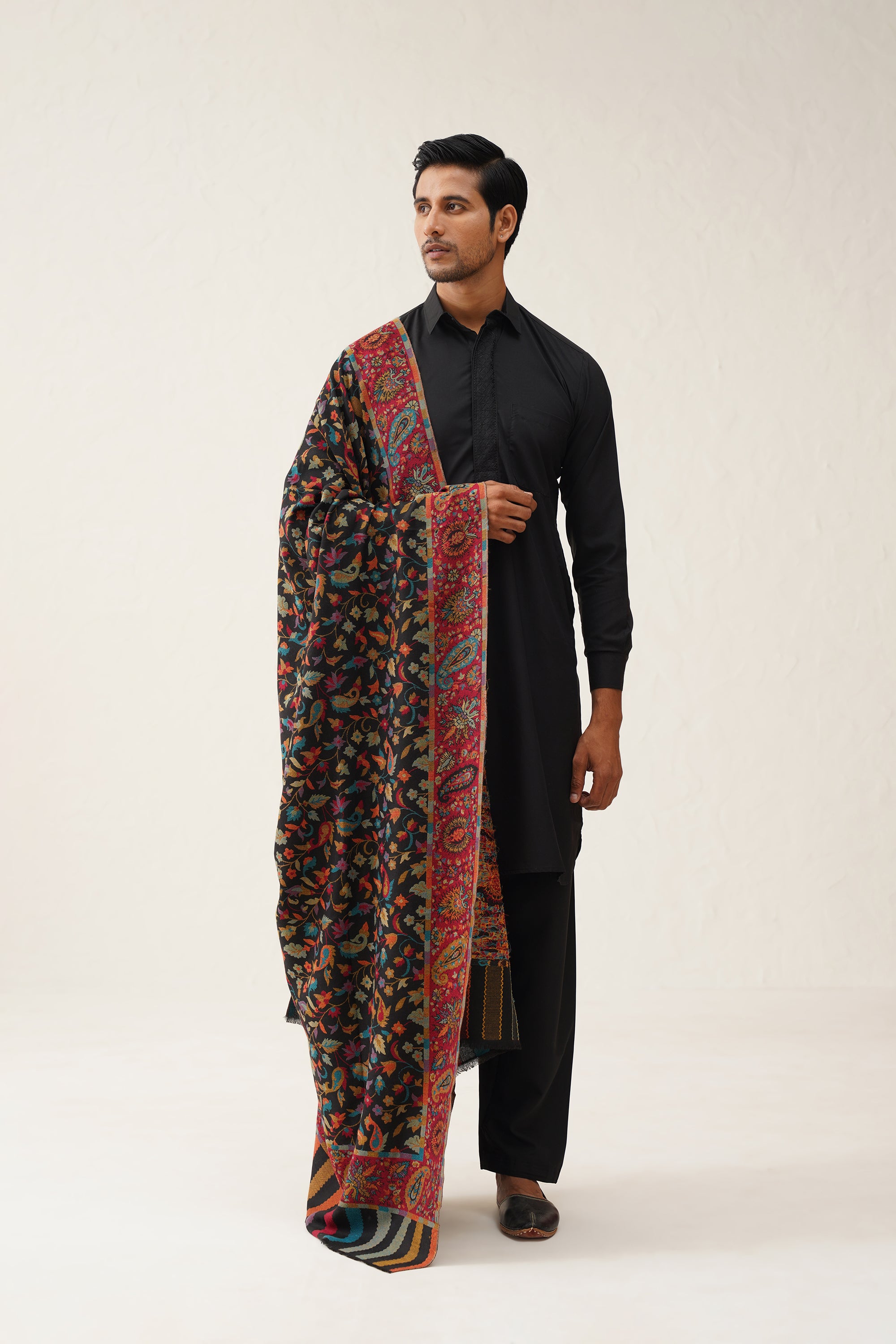 Men's Black Kaani Wool Dusala