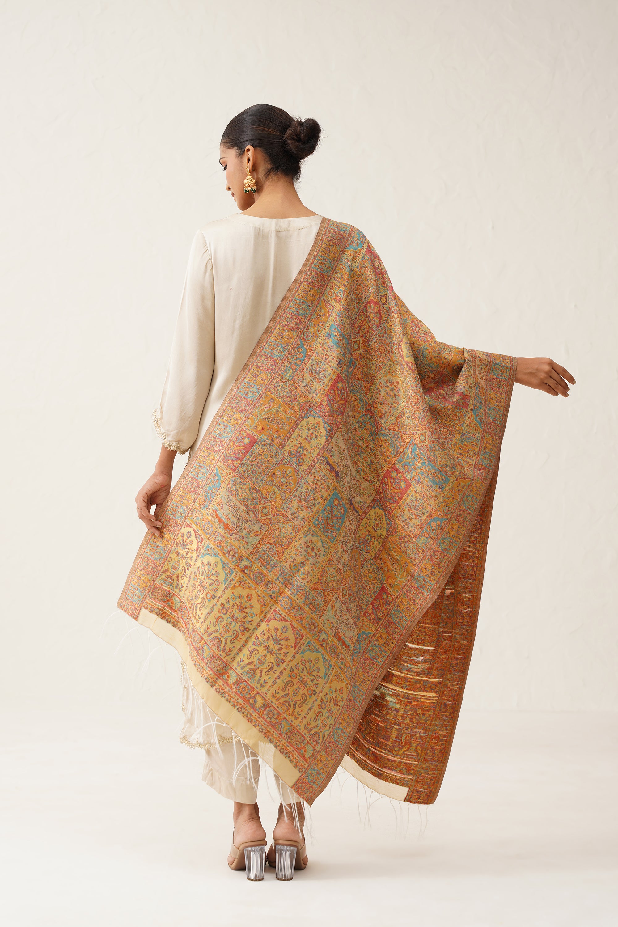 Beige Kaani Tassel Dupatta