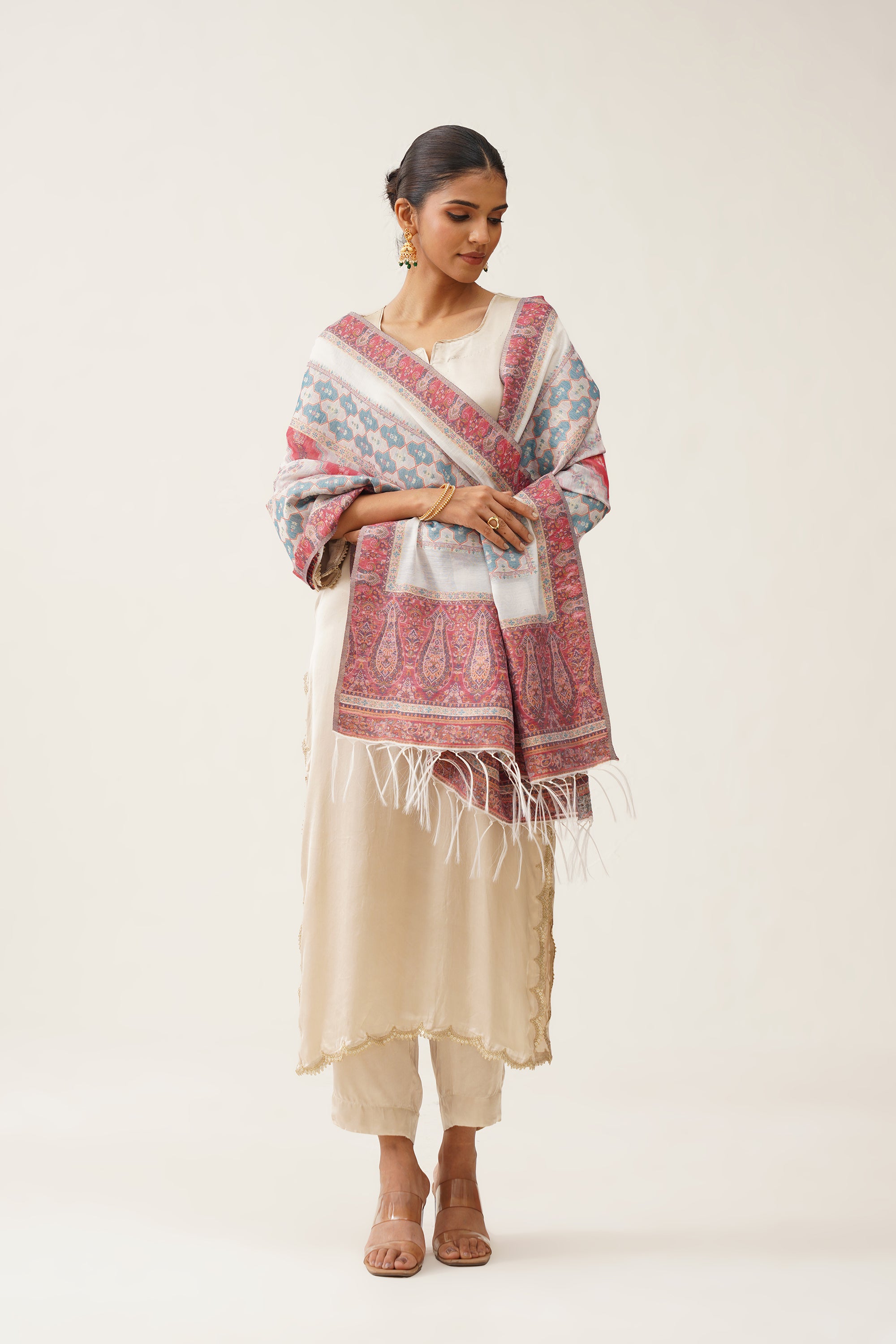 Mallika Kaani Dupatta With Tassels