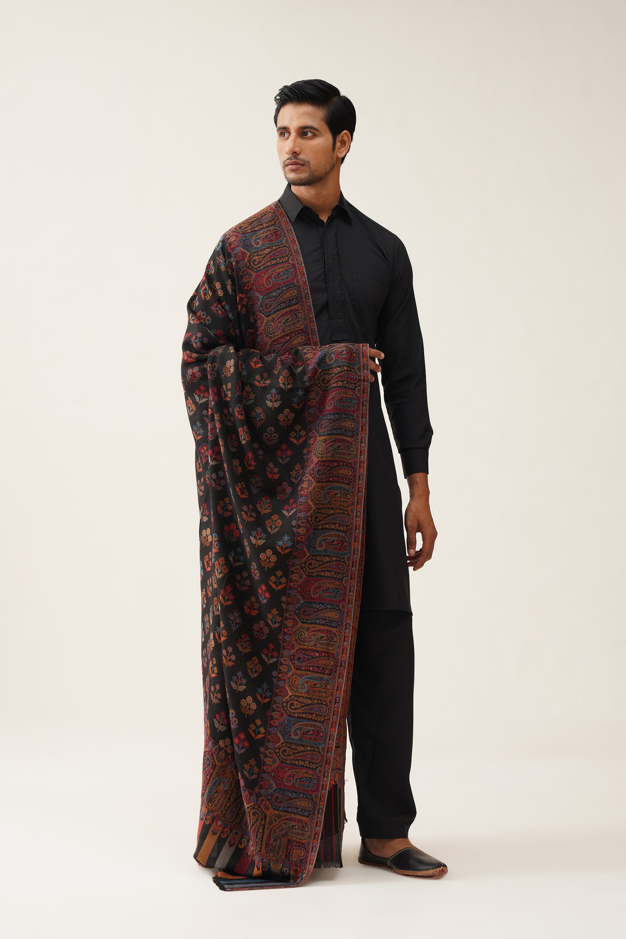 Mens Black Kaani Woollen Dusala