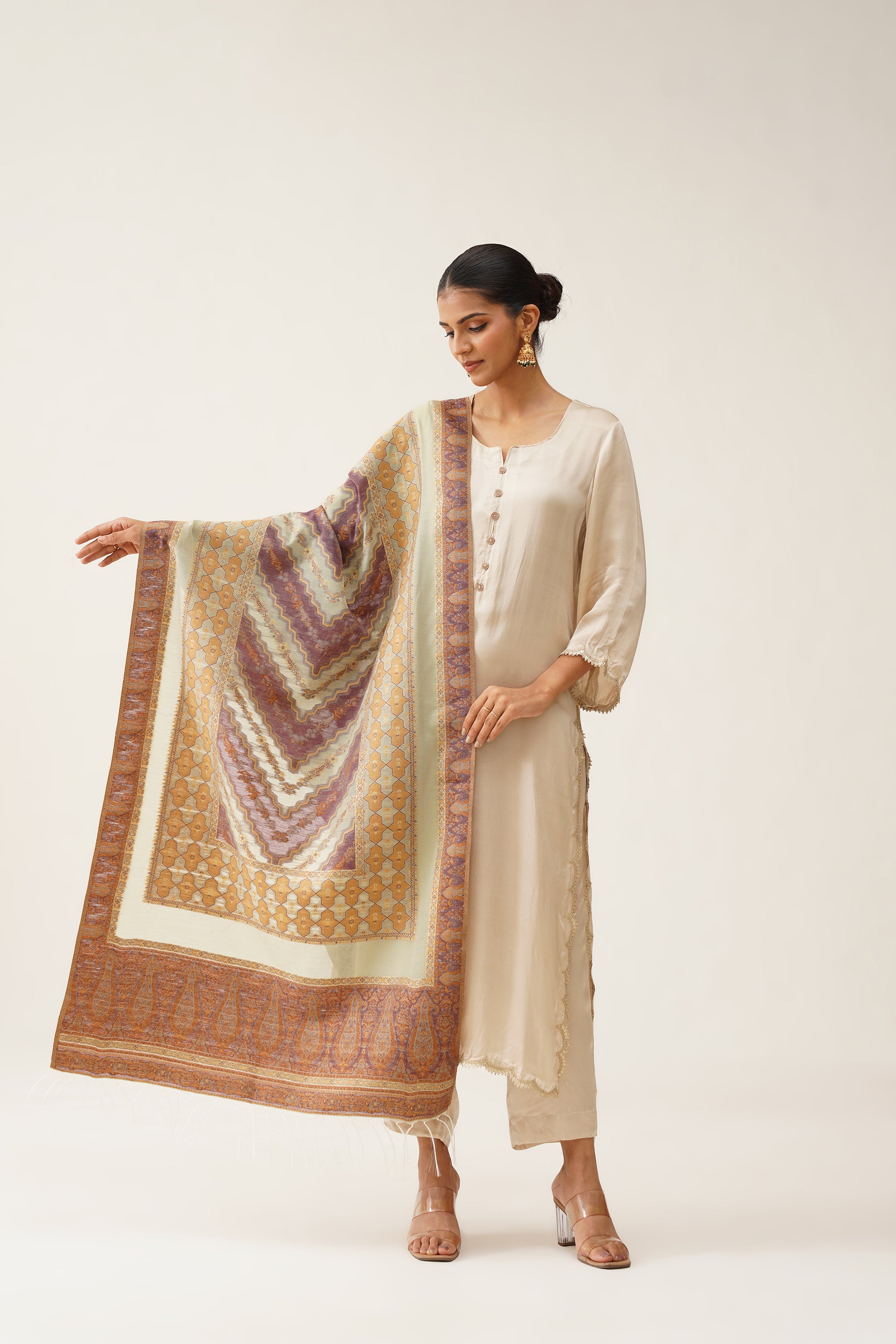 Rekha Kaani Dupatta With Tassels