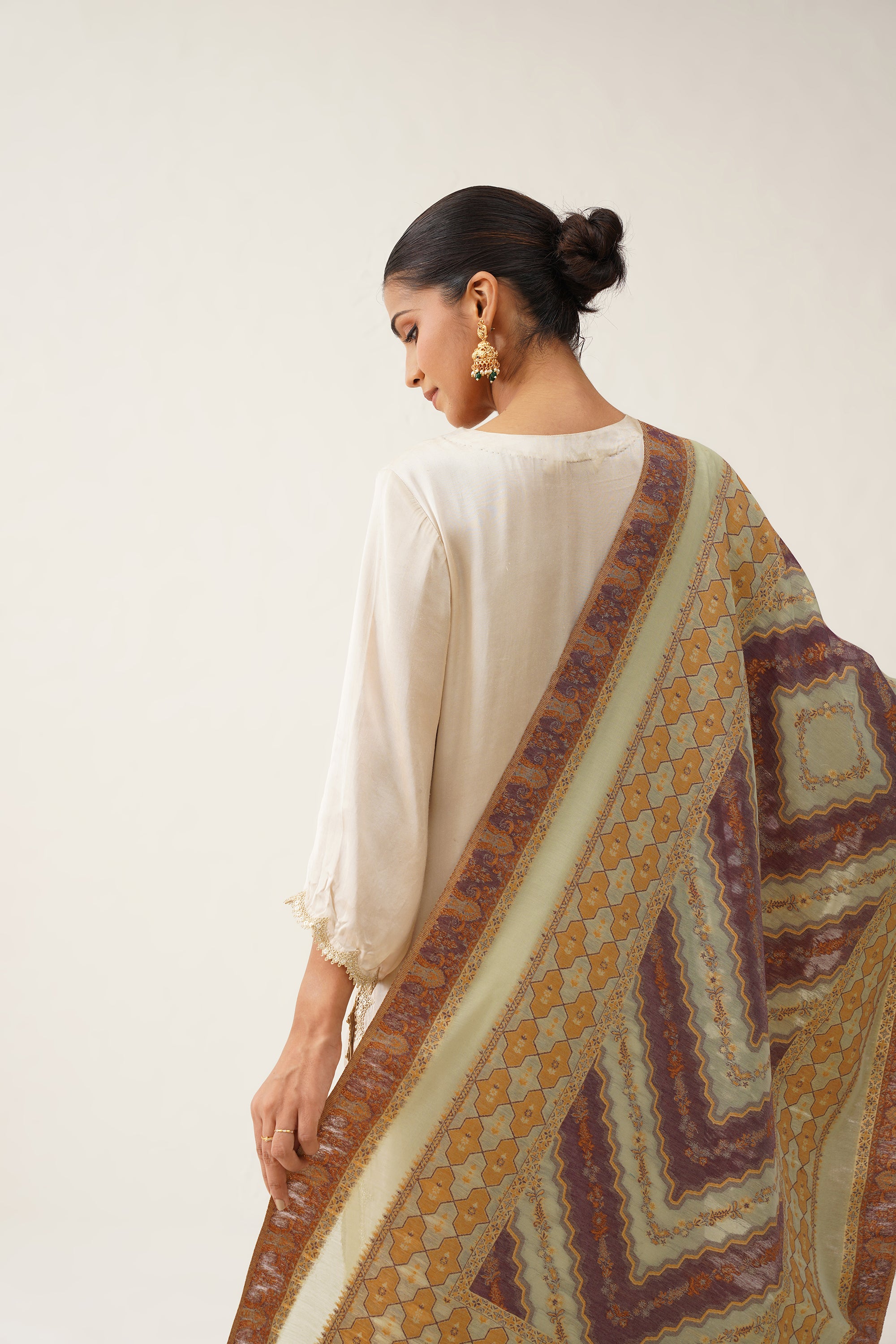 Rekha Kaani Dupatta With Tassels