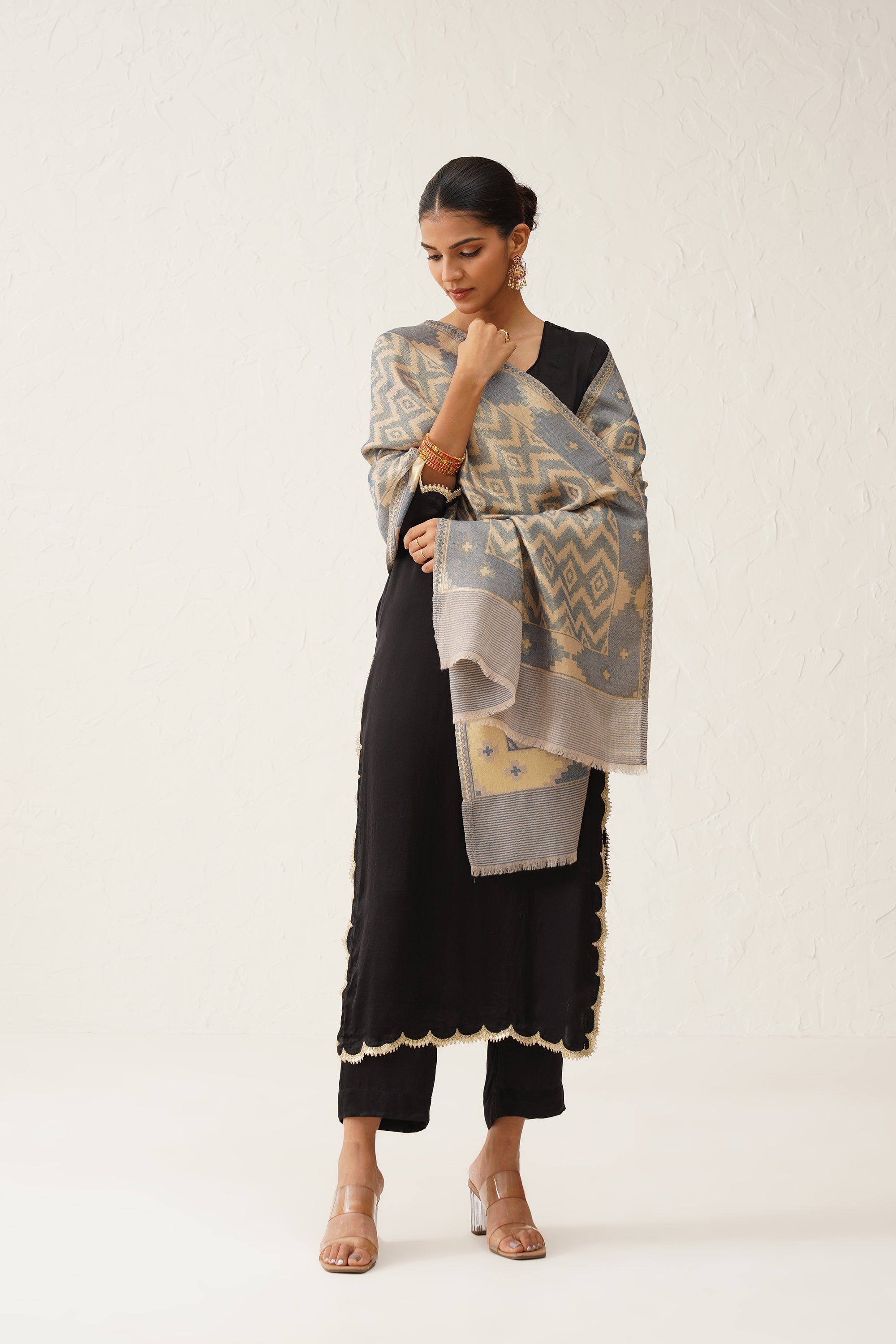 Ikat Grey Lurex Woollen Shawl